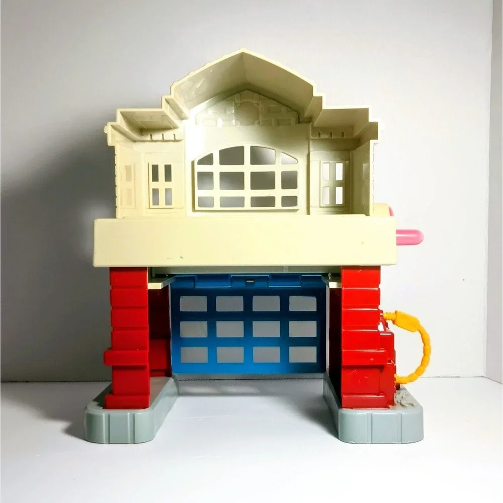 Fisher Price GeoTrax Fire Station Beamtown Beam Town 2007